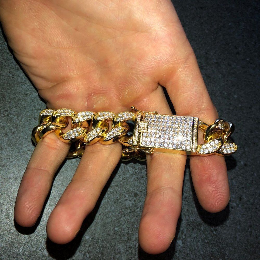 REAL 14K GOLD BRACLET! HEAVY!